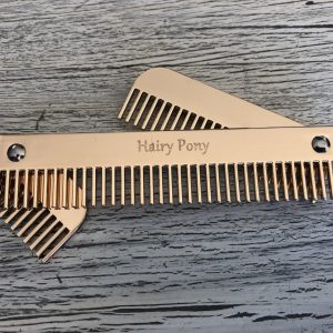 Hairy Pony mane sectioning comb